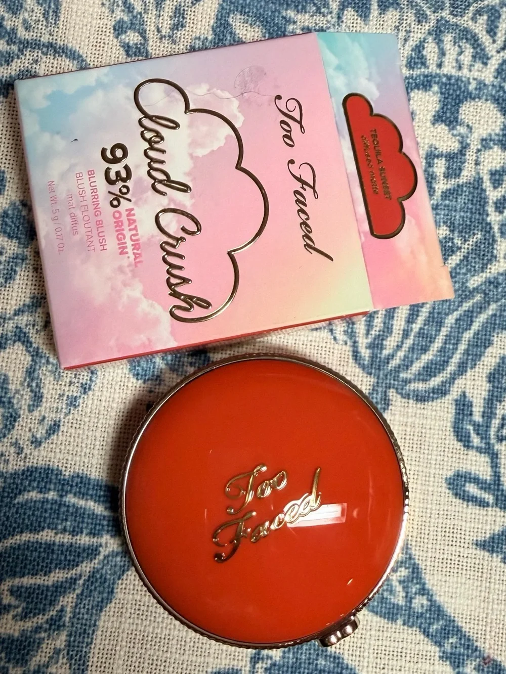 Too Faced Cloud Crush Blurring Blush – Pink